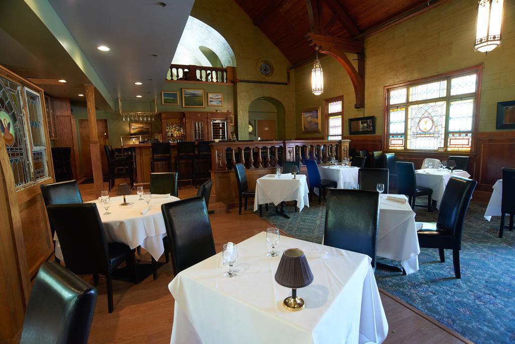 Belfry Inn And Bistro Sandwich Extérieur photo