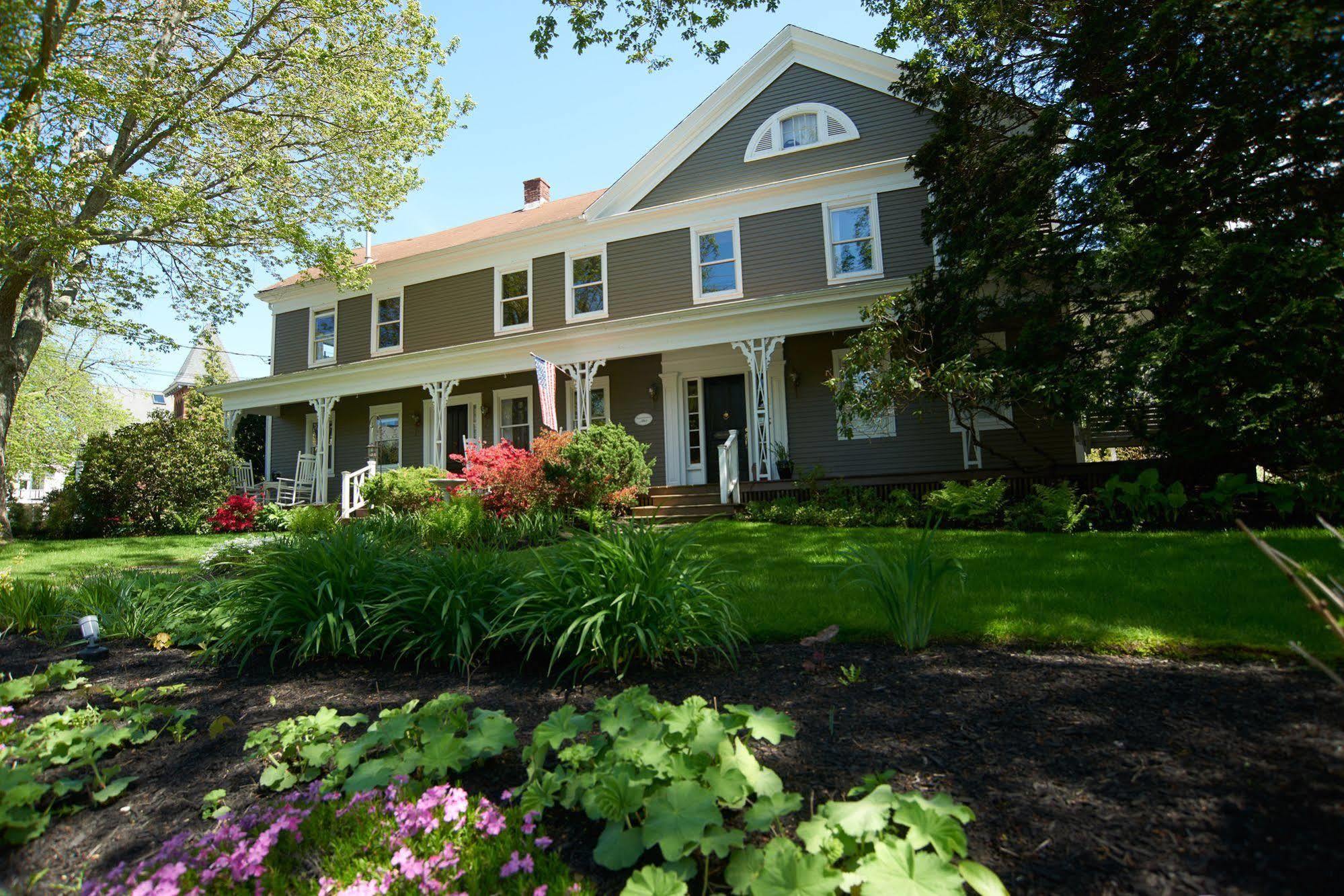 Belfry Inn And Bistro Sandwich Extérieur photo