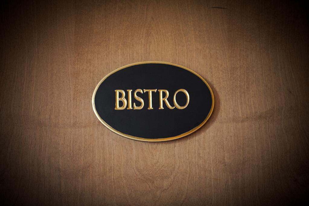 Belfry Inn And Bistro Sandwich Extérieur photo