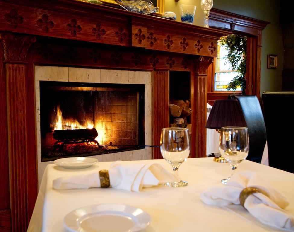 Belfry Inn And Bistro Sandwich Extérieur photo