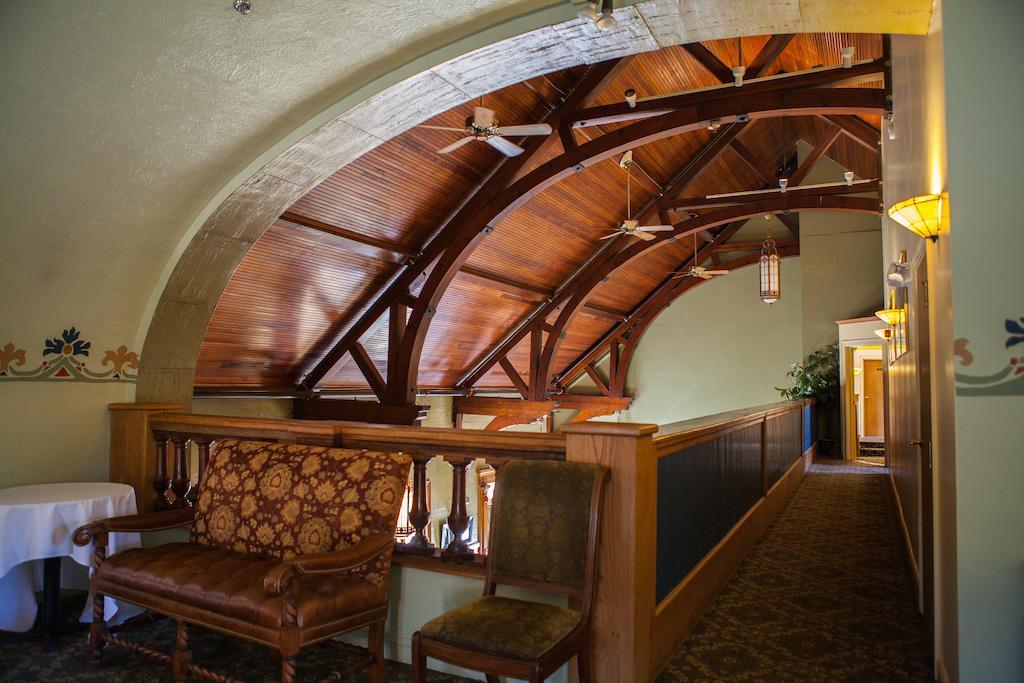 Belfry Inn And Bistro Sandwich Extérieur photo