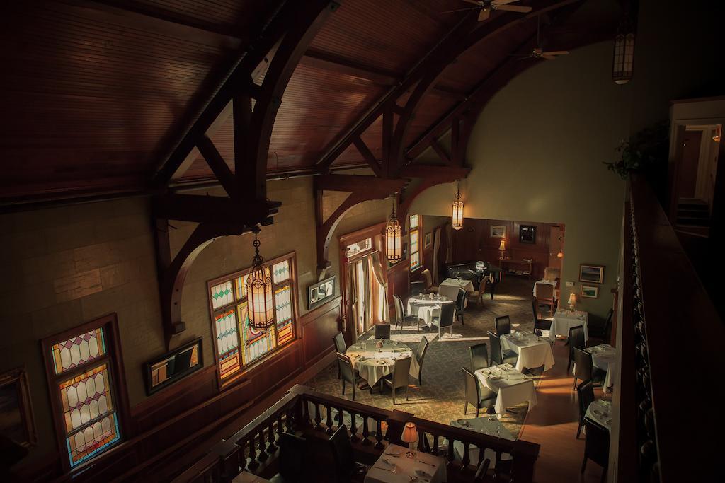 Belfry Inn And Bistro Sandwich Extérieur photo